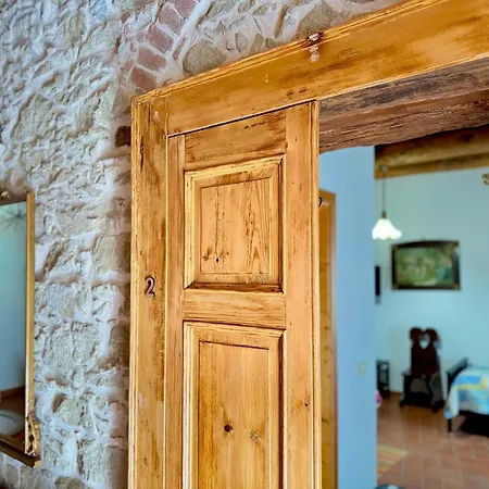 Antico Casale Bed & Breakfast 3*