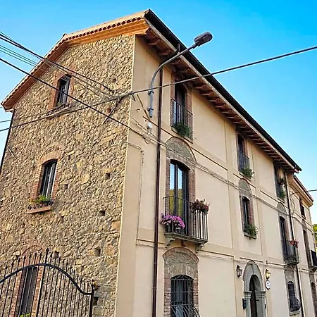 Bed & Breakfast Antico Casale
