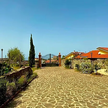 Bed & Breakfast Antico Casale 3*